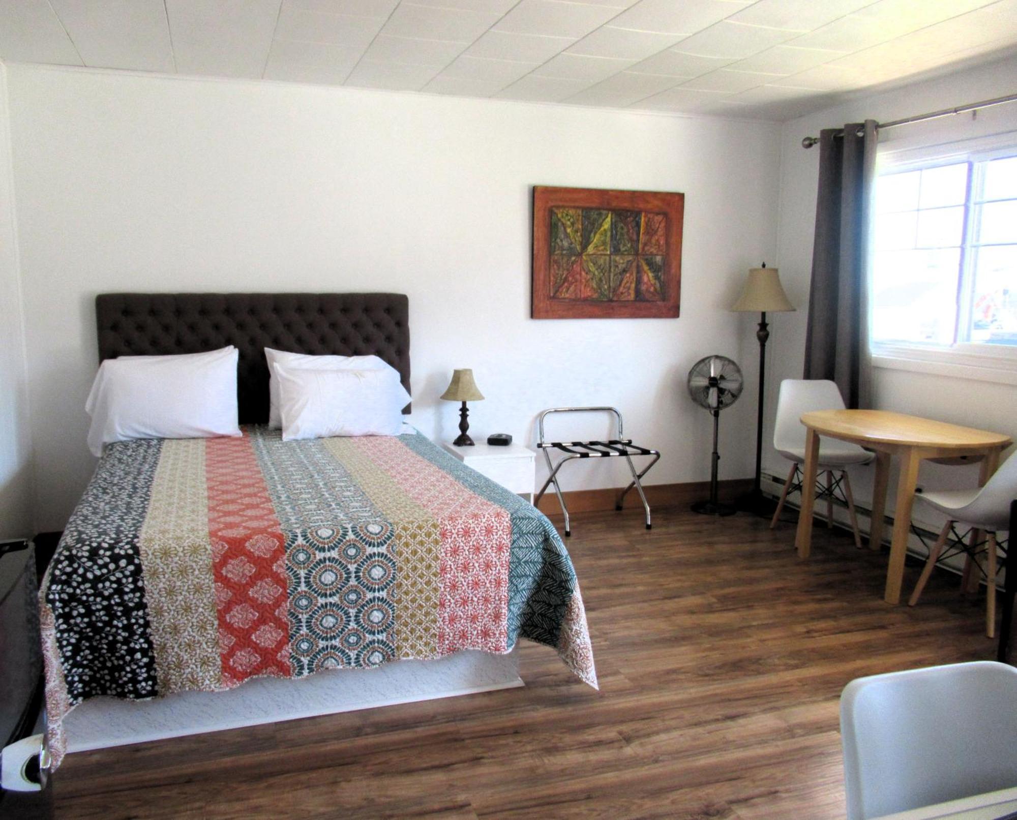 Motel Et Chalet Natabel แปร์เซ ภายนอก รูปภาพ